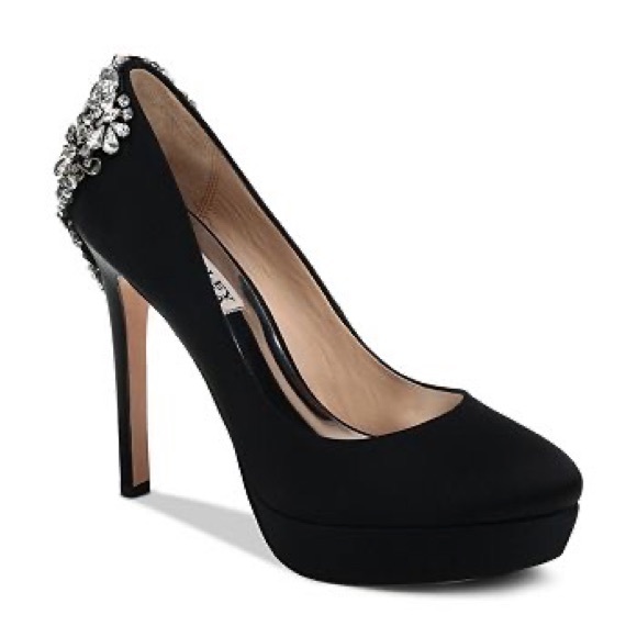 Badgley Mischka Black Embellished Pump - Picture 2 of 9